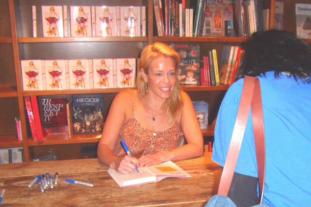 chelsea_handler_signing_autographs_books_and_books Chelsea Handler Signing Autographs in Coral Gables. Photo: Marla E. Schwartz